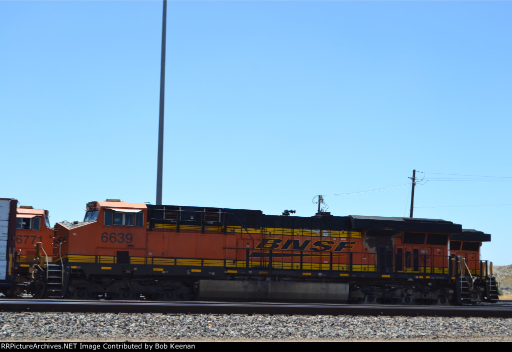 BNSF 6639